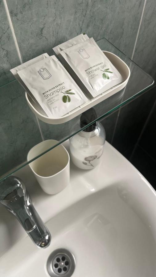 Apartament Piso En Valdeacederas Madryt Zewnętrze zdjęcie